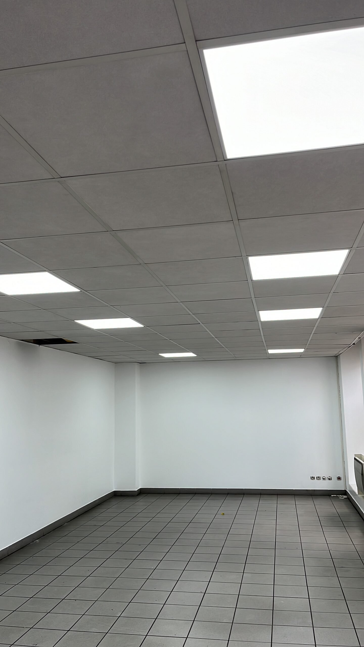 Travaux de rénovation électrique à Strasbourg – mise aux normes et modernisation de vos installations