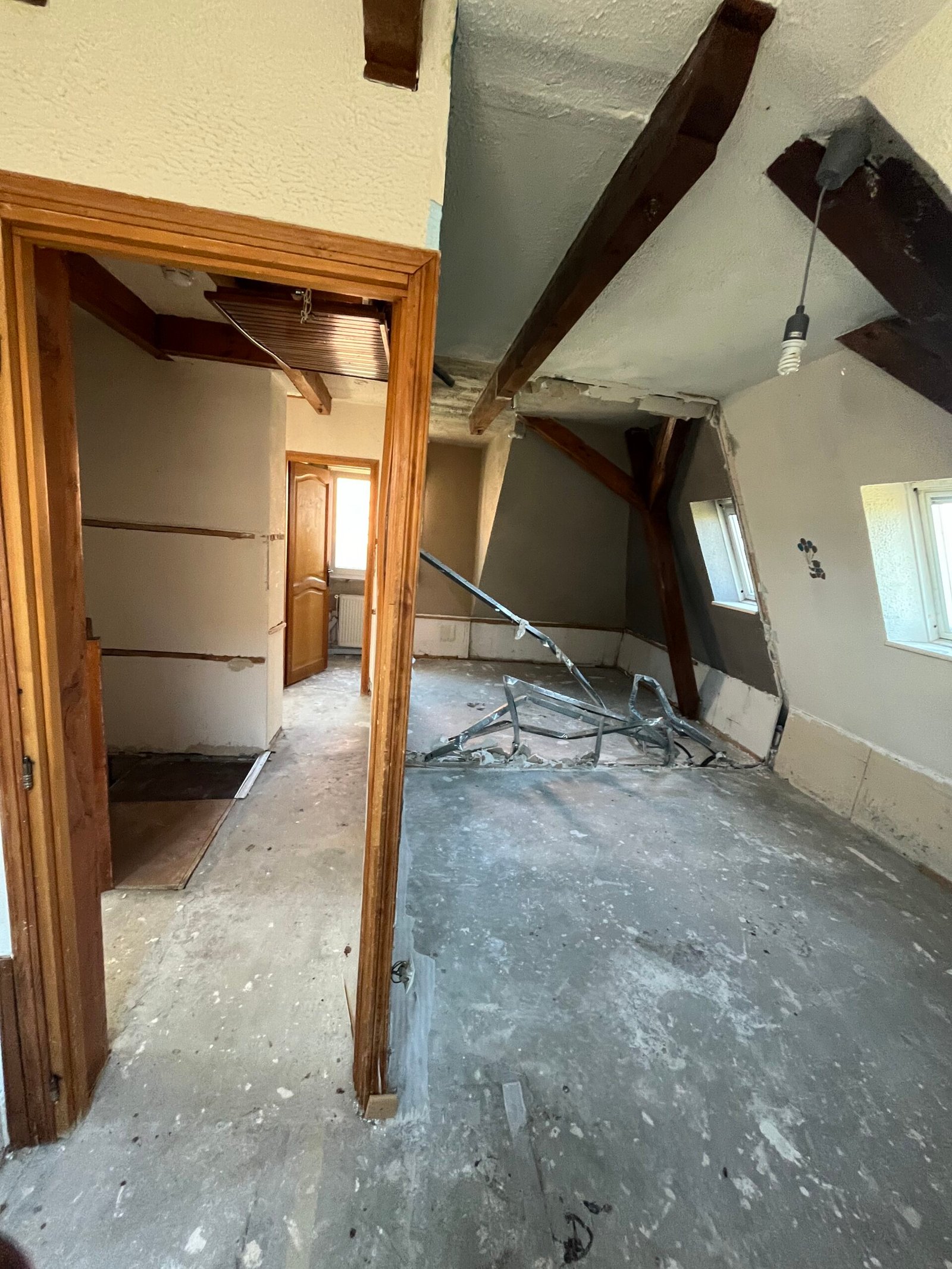 Travaux de rénovation électrique à Strasbourg – mise aux normes et modernisation de vos installations