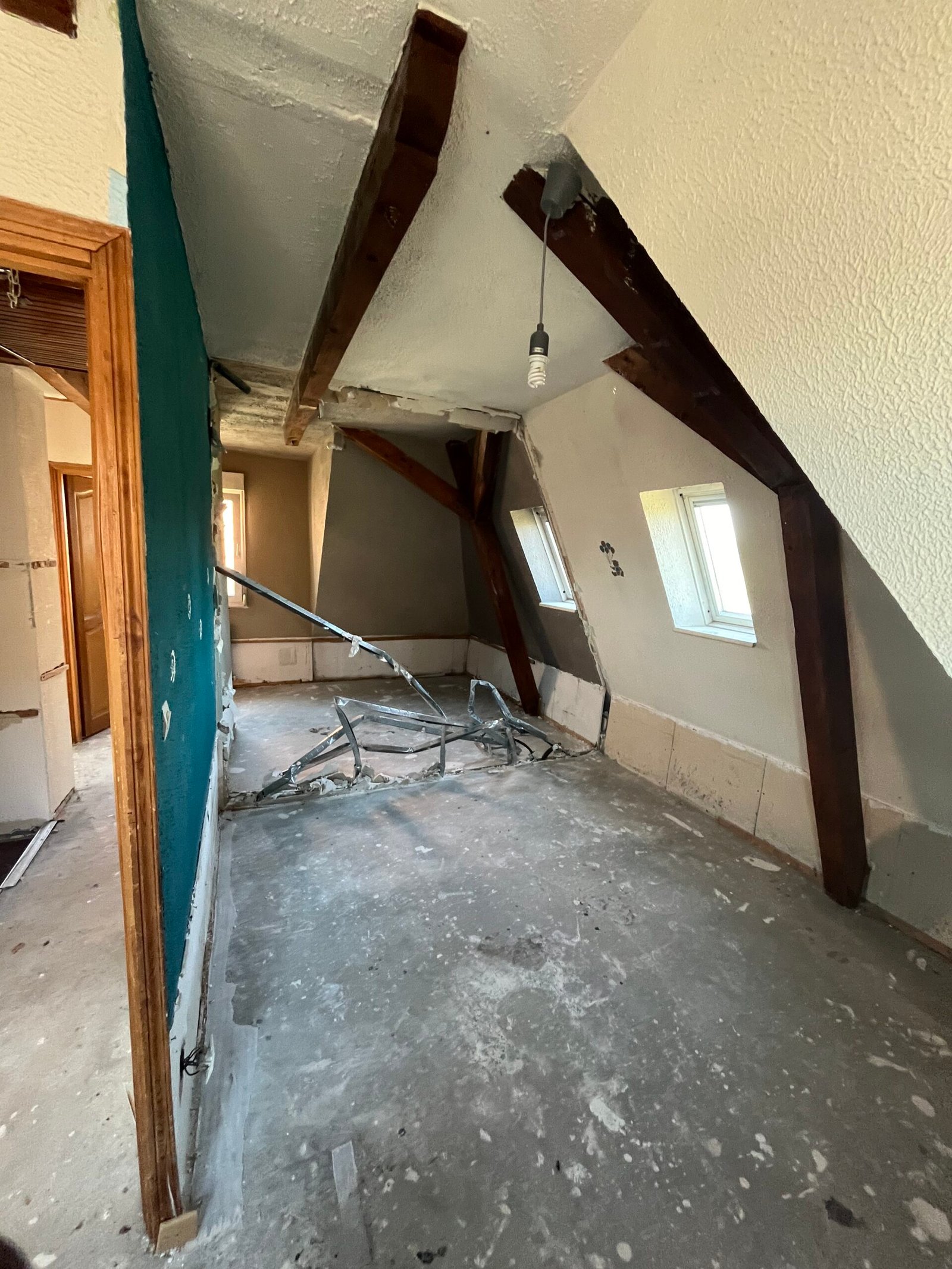 Travaux de rénovation électrique à Strasbourg – mise aux normes et modernisation de vos installations