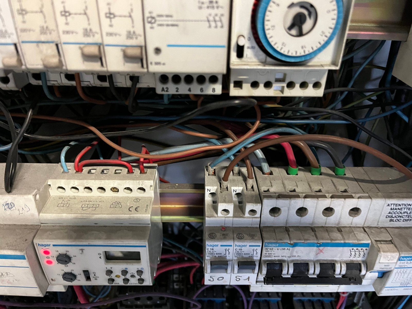 Travaux de rénovation électrique à Strasbourg – mise aux normes et modernisation de vos installations
