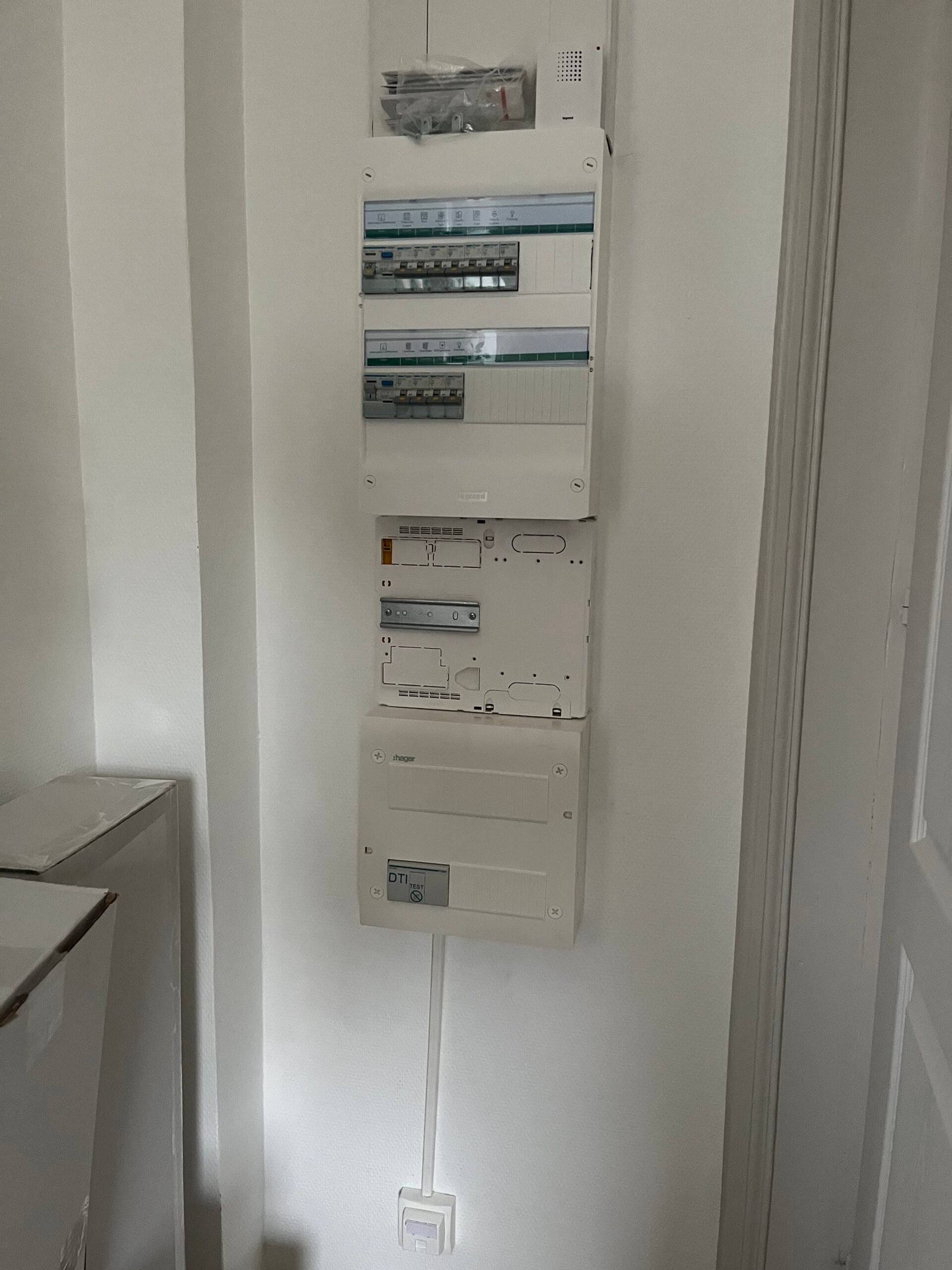 Travaux de rénovation électrique à Strasbourg – mise aux normes et modernisation de vos installations