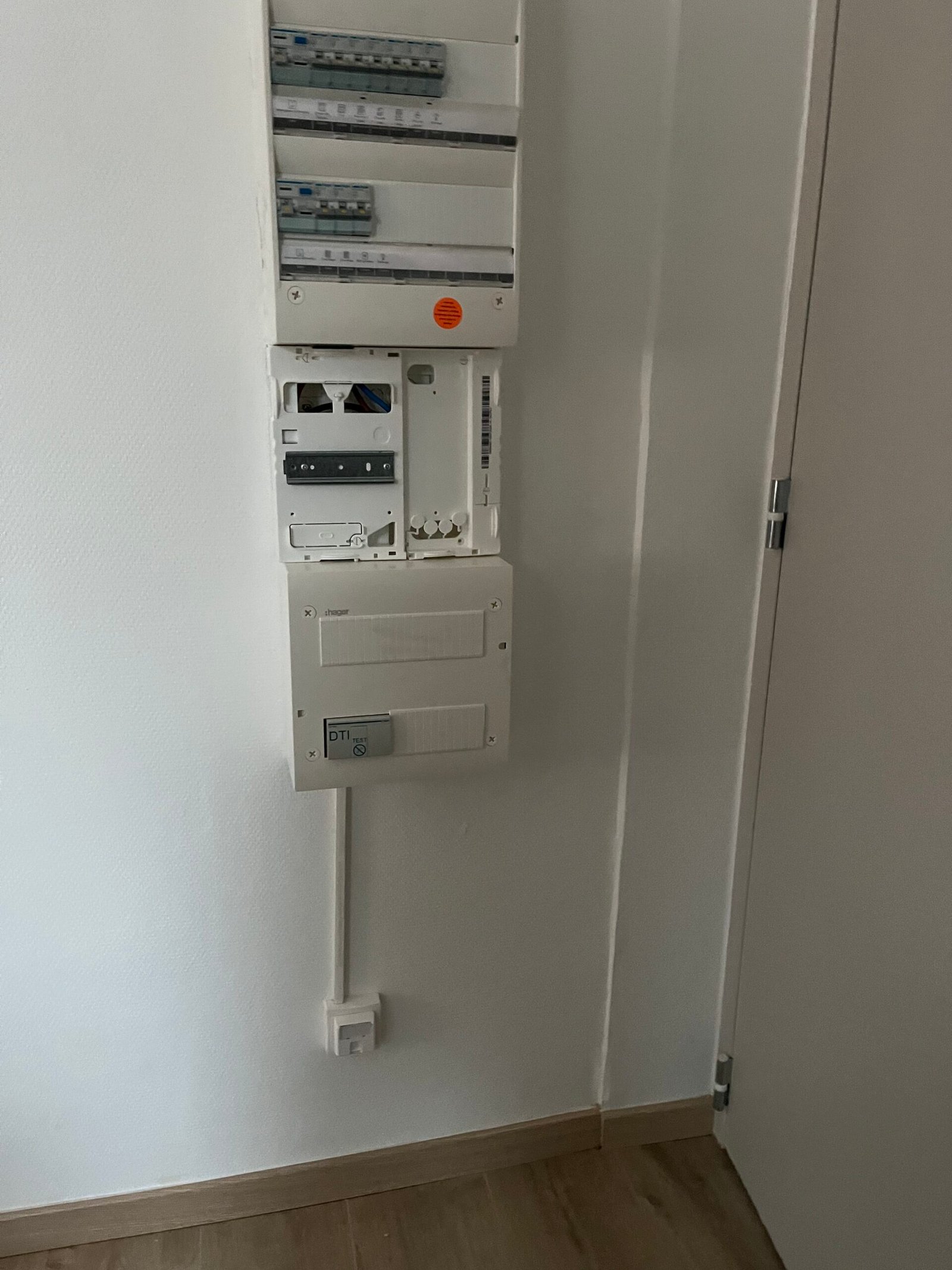 Travaux de rénovation électrique à Strasbourg – mise aux normes et modernisation de vos installations