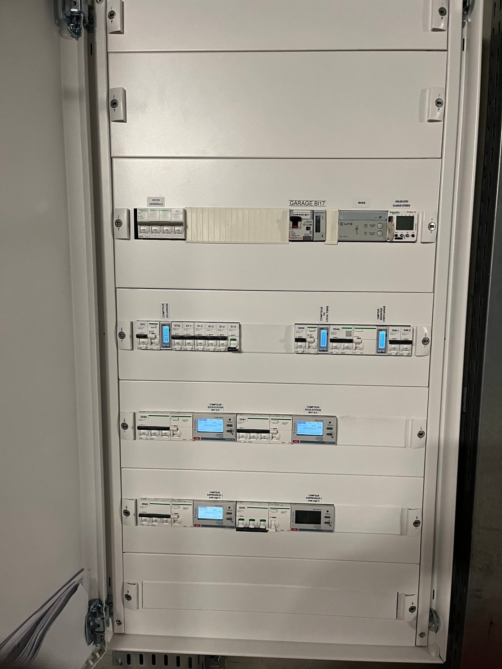 Travaux de rénovation électrique à Strasbourg – mise aux normes et modernisation de vos installations